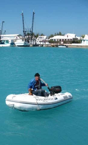 Robert and Fritz dinking ashore.