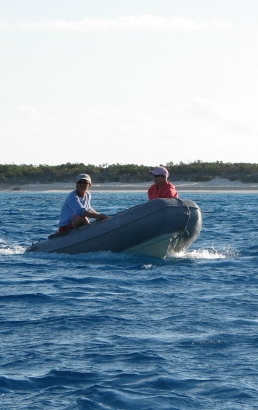 Pat & R2 dinking into the mangroves.