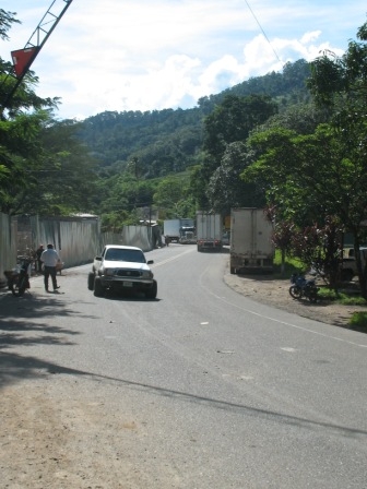 Nearing the Honduras /
Guatemala border.