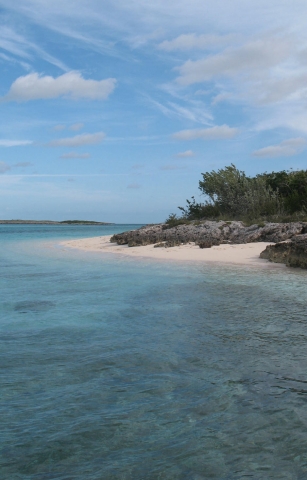 Small beach by the anchorage at Allans.