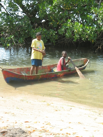 Kids in Cayuca