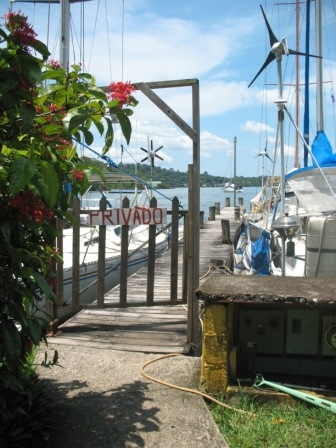 Lokking up the dock
from the resturant